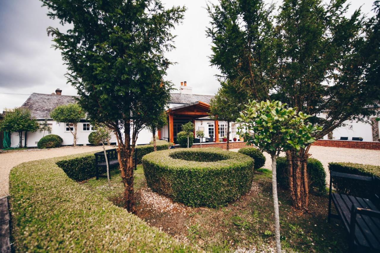 Fox Country Inn High Wycombe Zewnętrze zdjęcie
