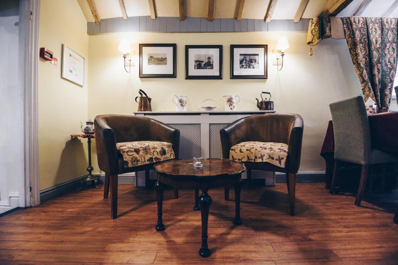 Fox Country Inn High Wycombe Zewnętrze zdjęcie